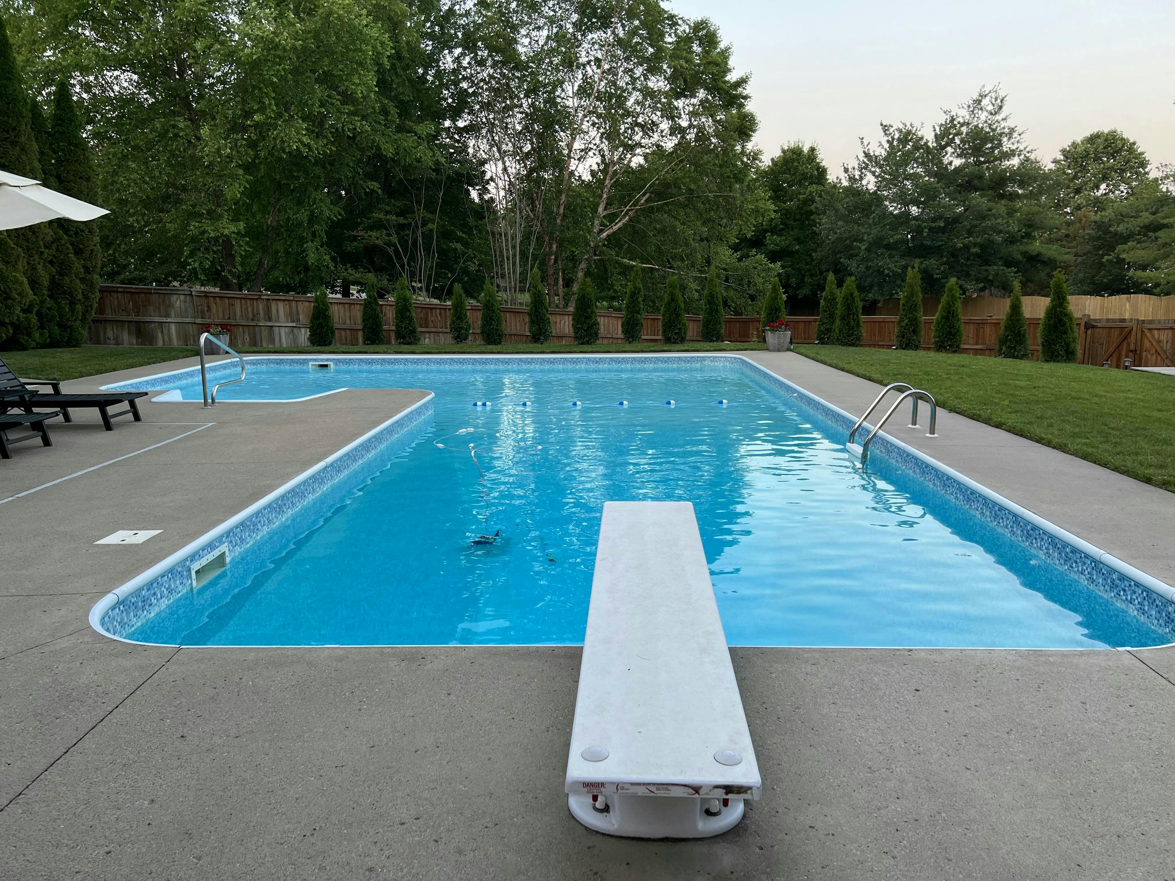 Large Pool in Franklin