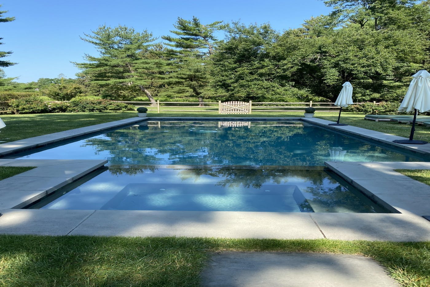 Gorgeous private pool in country setting