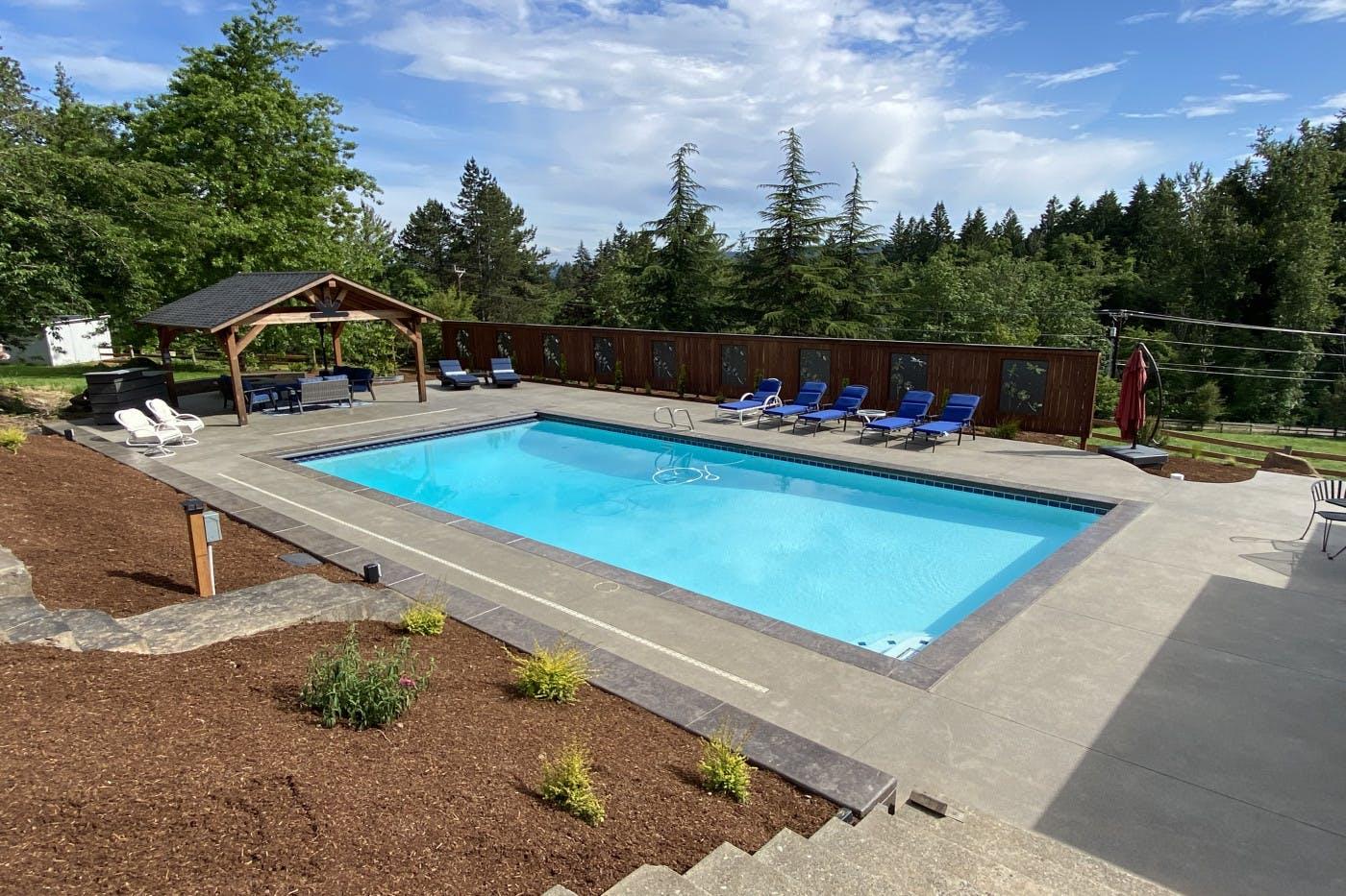 POOL WITH A VIEW, heated and private