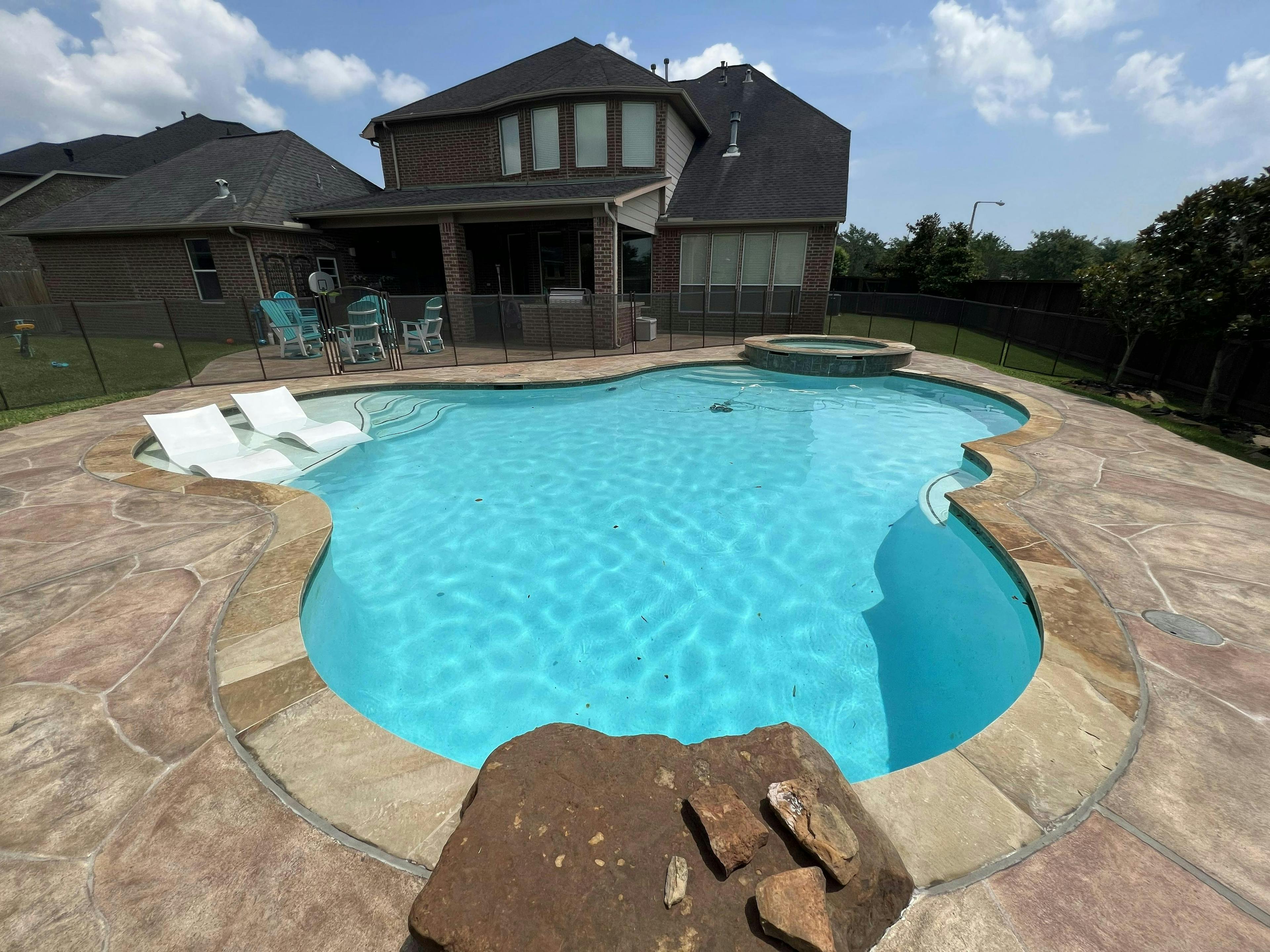 Fun Pool and Spa with Tanning ledge and private bathroom