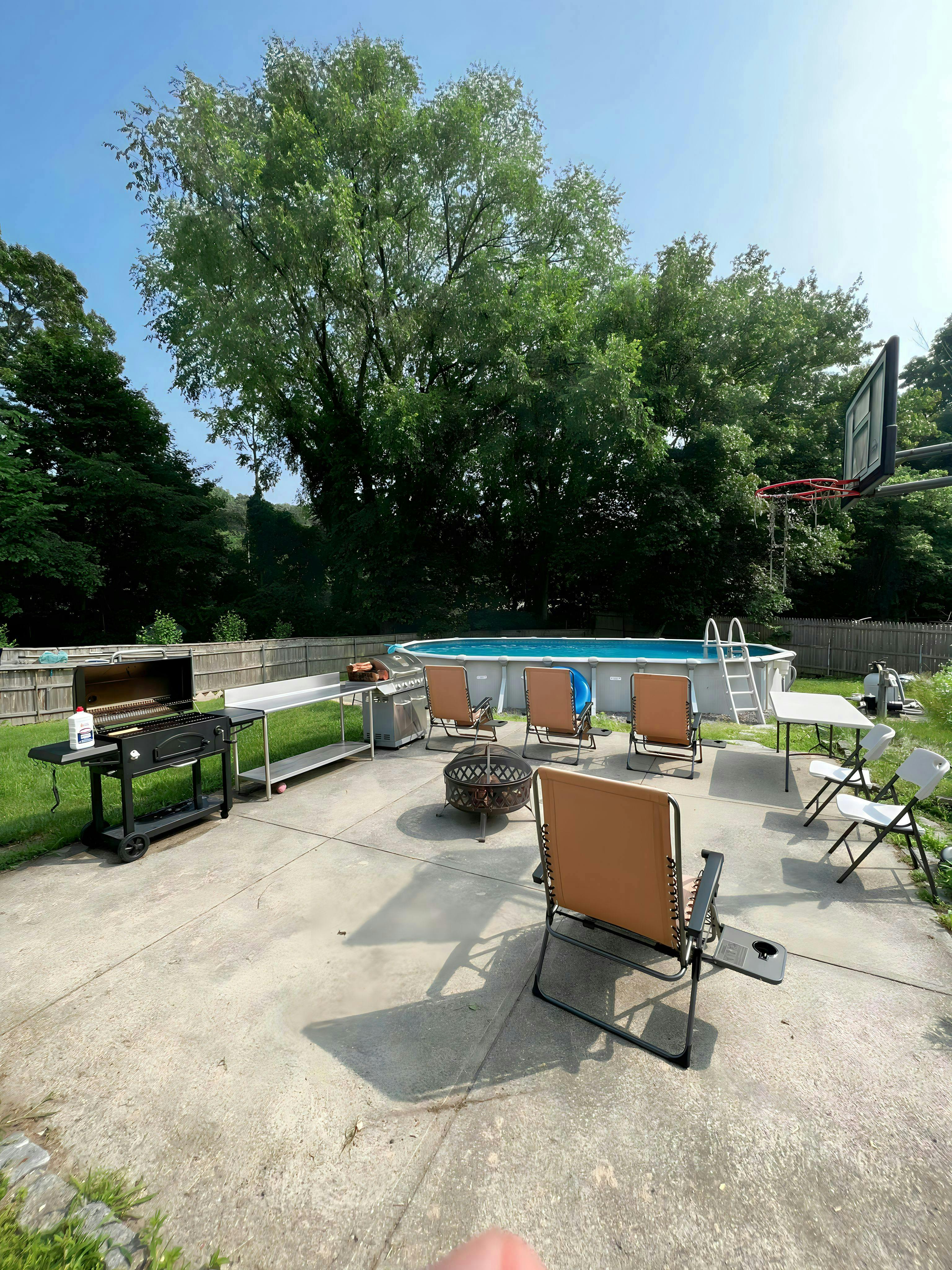 Large area with overground pool